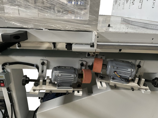 Sünger Yatak 1.74kW için Endüstriyel Dikey Köpük Kesici
