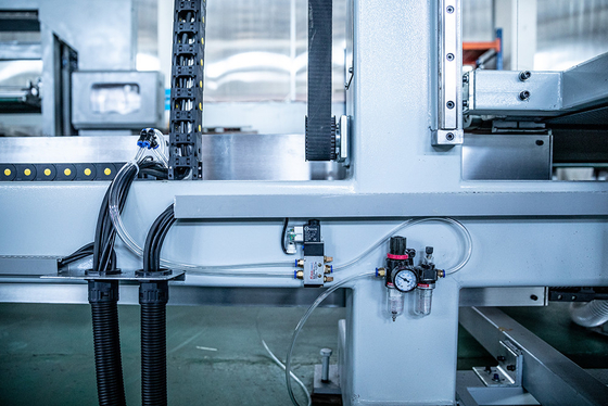2mm Kalın Sünger Blok Yatay Köpük Kesme Makinesi Özelleştirilmiş