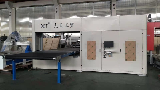 Döner Bıçaklı Dikey Sünger Kesme Makinesi DTC-R2012V 5kw