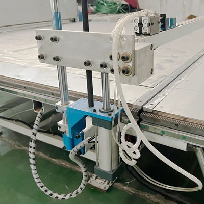 CNC Otomatik Sünger Üretim Hattı Kesme Makinesi Dikey Köpük