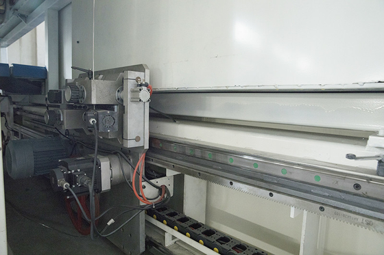 Düşük maliyetli DT CNC Cycle Ring Knife Foam Kesme Makinesi 0 - 6m/Min