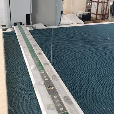 Yüksek yoğunluklu köpük kesimi için bilgisayarlı PU köpük kesme makinesi DTC-FL1305