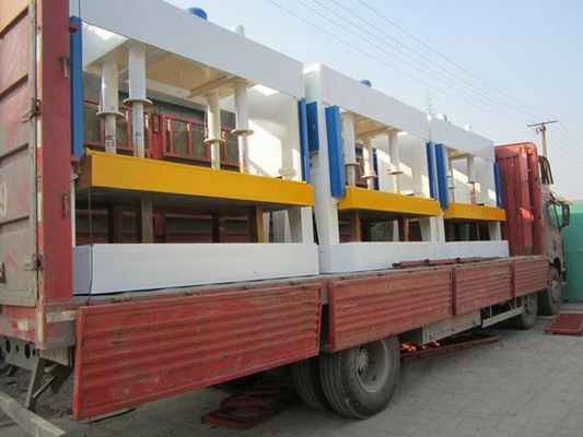 Çin Hidrolik Soğuk Baskı Makinesi Ahşap Kapı için 50 Ton Yapma 1250 * 1500mm