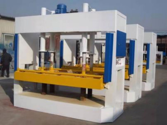 Çin Hidrolik Soğuk Baskı Makinesi Ahşap Kapı için 50 Ton Yapma 1250 * 1500mm