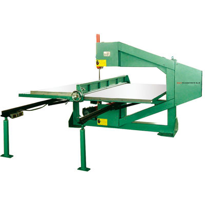 1.74kw EVA İnci Köpük Şekiller 600mm Dikey Kesme Makinesi