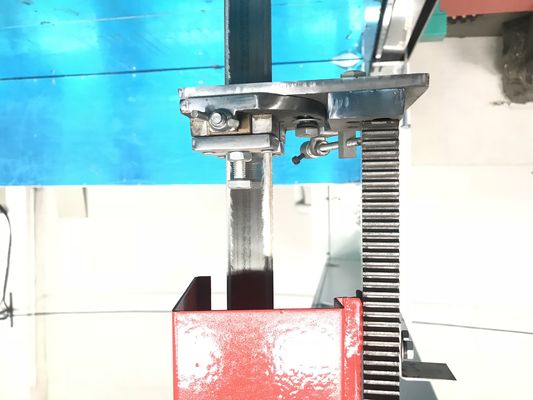 1.74kw EVA İnci Köpük Şekiller 600mm Dikey Kesme Makinesi