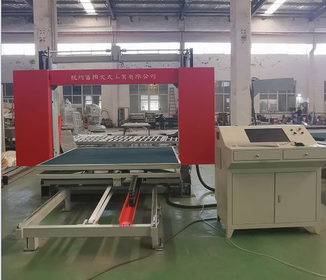 Rebound Foam CNC Salınımlı Bıçak Kesici, 2D veya 3D Şekiller kesmek için turing tablası ile Poliüretan için