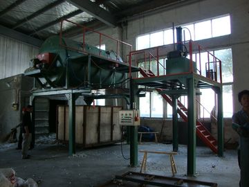 Yüksek Hassas Sese Sahip Köpüklü Panel Üretim Hattı Sünger Yapım Makinası Hidrolik Basıncı 40r / dk